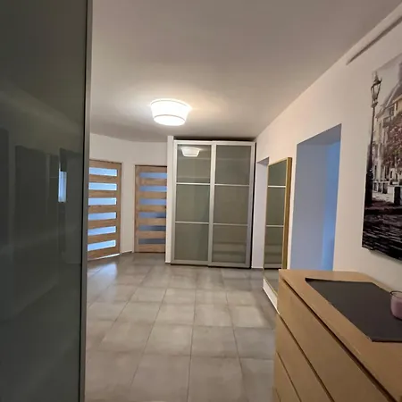 Apartment Parkside Charm By The Odra River Near Zoo Wroclaw